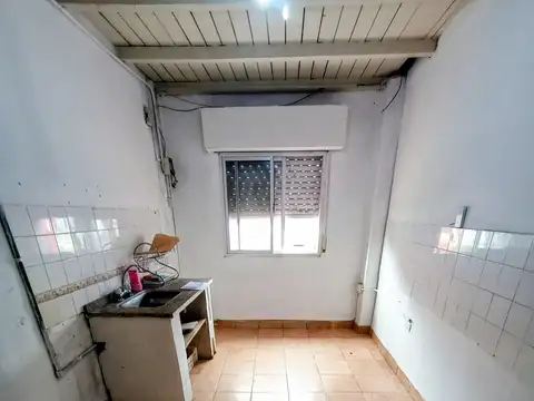 Local en Alquiler Via Púb.