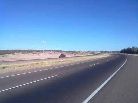 Agrelo - Ruta 40 - Frente Chandon