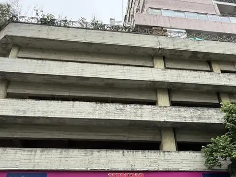 Av. Las Heras al 2500