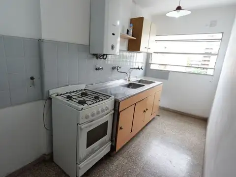 MONTEVIDEO   677 -  1 DORMITORIO  -