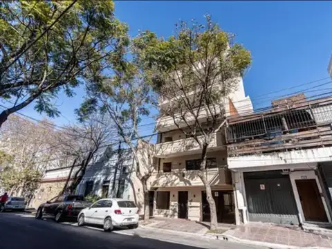 3 De Febrero 700, Piso 1