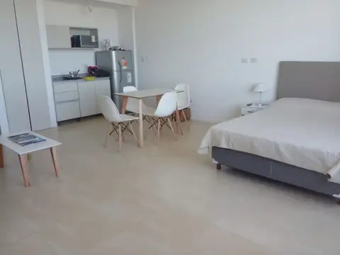 Departamento en Alquiler con 1 cochera