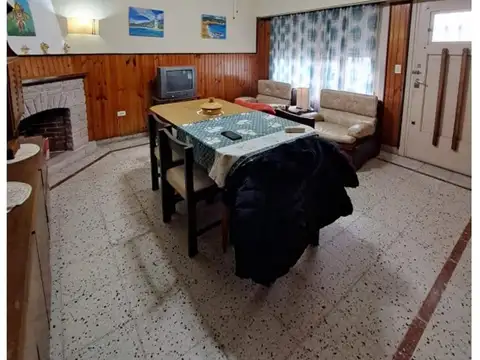 Chalet 3 Amb. C/ Dependecia- Cochera A/c - Falkner 4110 Parq