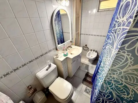 CASA 5 AMBIENTES CON PATIO Y GARAGE 25 DE MAYO BA