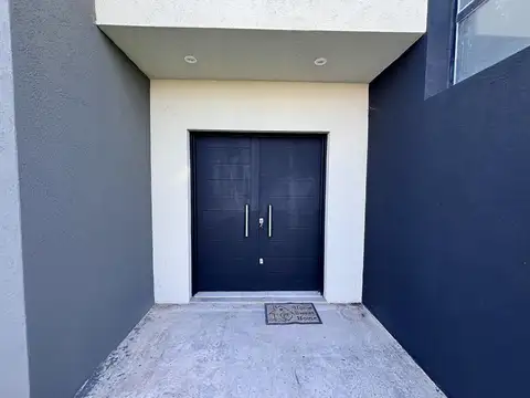 Casa en Venta al Oeste