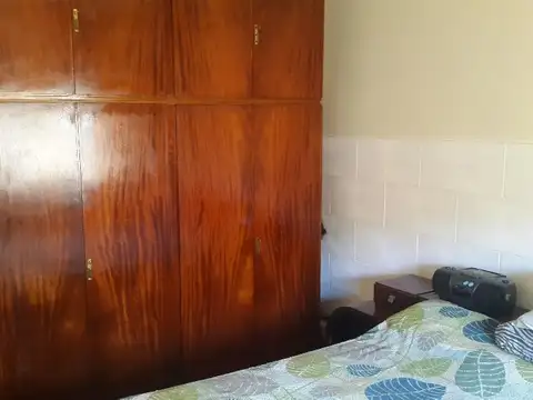 EXCELENTE PH DE 3 AMBIENTES EN PLANTA BAJA AL FONDO CON DOS PATIOS Y AMPLIA TERRAZA