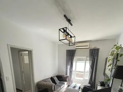 Las Provincias 3100, Piso 1