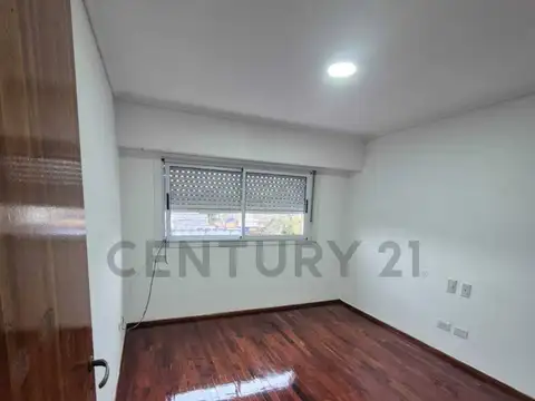 Departamento en Alquiler de 4 ambientes
