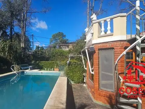 Casa en Venta con 1 cochera