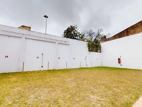 COCHERA en VENTA VILLA SANTA RITA DESCUBIERTA