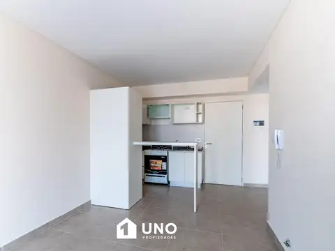 Mitre 529 - Amplio Dpto de 1 Dormitorio Externo. Con cochera.