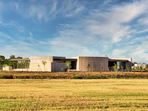 Terreno en Venta 20  mts Frente