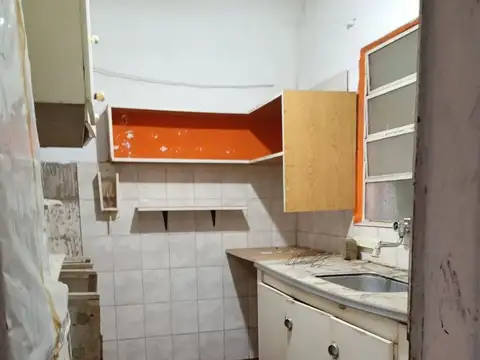 CASA 3 AMBIENTES EN VENTA EN MERLO A REFACCIONAR