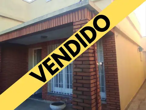 Venta de casa con parque y terraza libre en Ciudad Madero