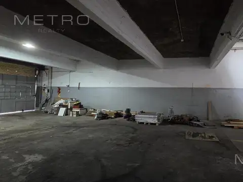 Galpon en Venta 10  mts Frente