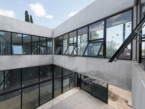 Oficina en Venta con 1 cochera