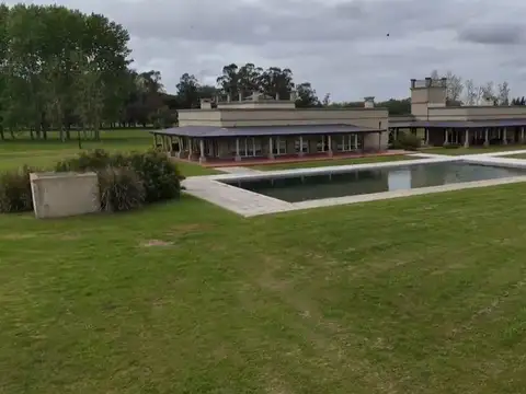 BARRIO CERRADO EN VENTA 260HAS RUTA 2