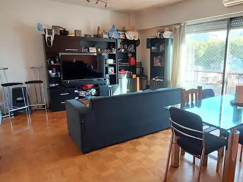 VENTA DEPARTAMENTO 3 AMBIENTES EN FLORES. EXCELENTE UBICACION!
