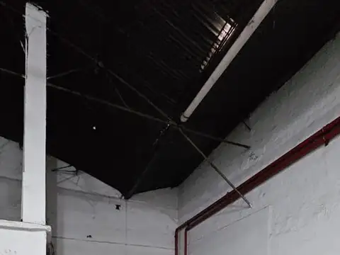 Galpon en Venta 34  mts Frente