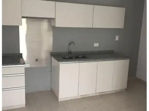 P Solanet 200, Piso 2