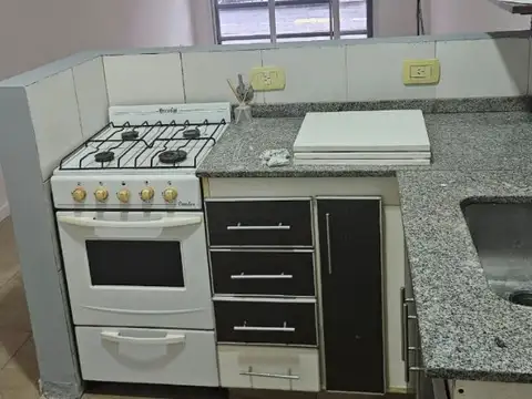 Departamento en Alquiler en Villa Urquiza, $ 300.000