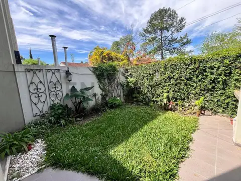 Duplex de Categoria en Venta en City Bell