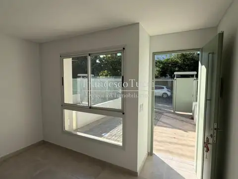 Depto Tipo Casa 3 ambientes con 1 baño