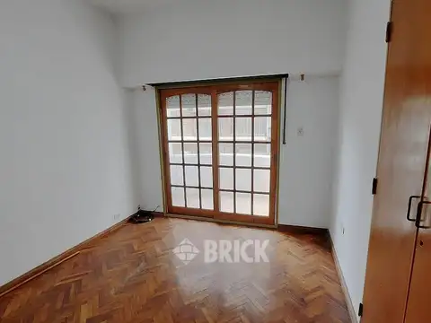 SARMIENTO AL 2200 - FRENTE TODO A NUEVO BALCON TODO SOL