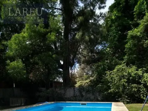 Santiago de Liniers al 1400