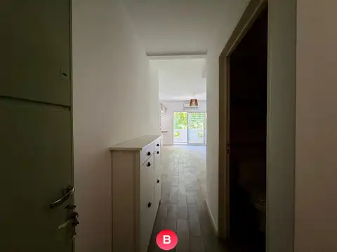 Depto Tipo Casa en Venta de 2 ambientes