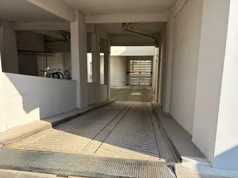 COCHERA ZONA TERMINAL- EN EDIFICIO NUEVO