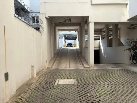 Irigoyen Freyre 2200