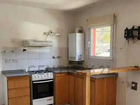 Rivadavia 900, Piso 0