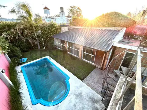 Oficina 4 ambientes con 2 baños