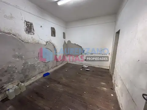 Local en Venta 40 años