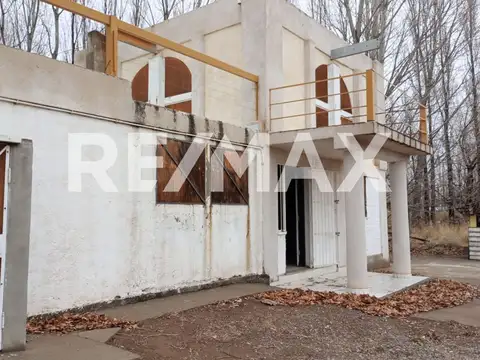 Casa 3 ambientes con 1 baño