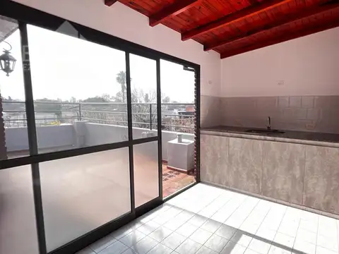 Casa ideal emprendimiento comercial