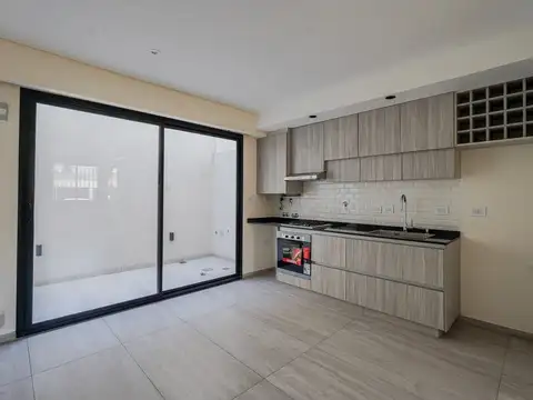 VENTA TRIPLEX VILLA LURO SIN EXPENSAS