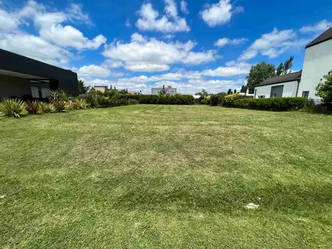 Terreno en Venta en Country Santa Rita, USD 29.990