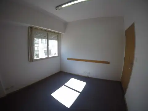 Oficina en Alquiler al Norte