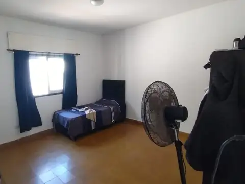 Casa en Venta con 5 cocheras