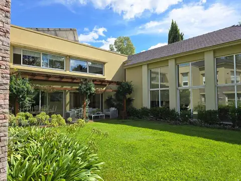 Casa en Venta de 8 dormitorios