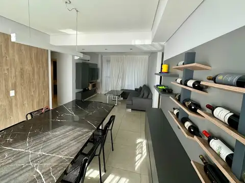 Avenida Caseros 1700