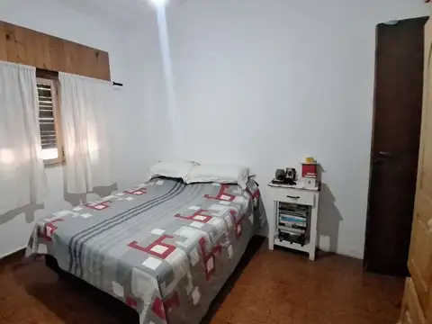 Depto Tipo Casa en Venta con 1 cocheras