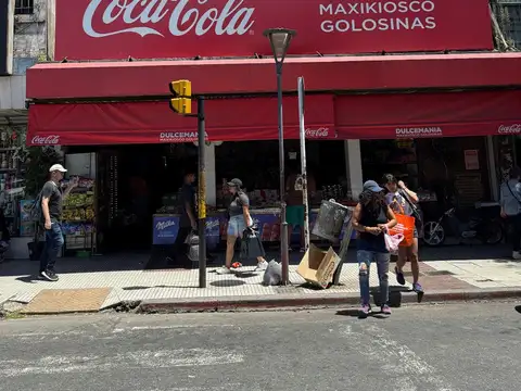 Local en Venta en Moron Norte, USD 750.000