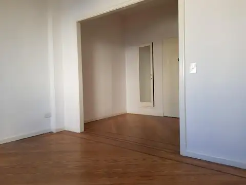 Departamento en Alquiler en Monserrat, $ 780.000