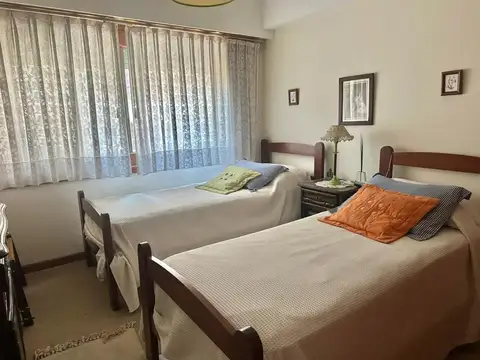 Departamento en Alquiler en La Perla Sur, $ 650.000