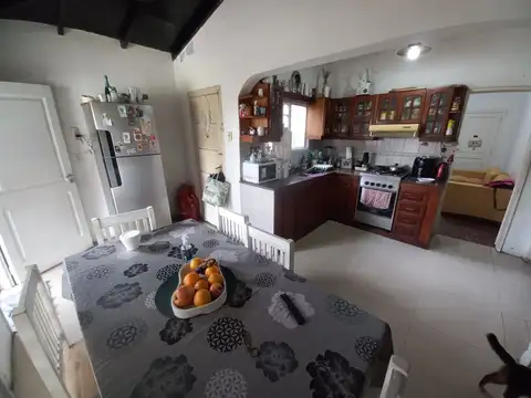 Casa 4 ambientes con 1 baño
