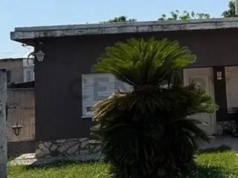Casa en Venta en Martin Coronado, USD 145.000