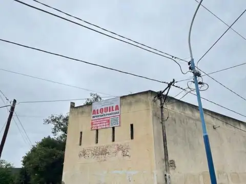 GALPON EN ALQUILER - PIEDRAS ESQUINA JUAN B TERAN